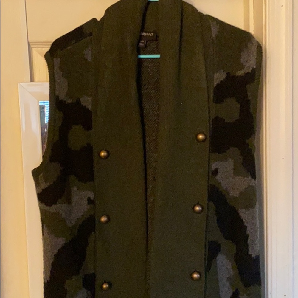 Black/ Green Camo Long Vest